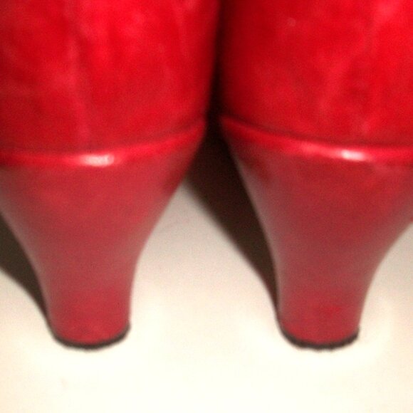 Vintage Miz Mooz Pleated RedLeather SIdeZip Heeled Booties - Picture 10 of 11